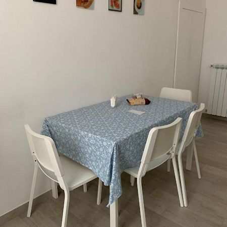 La Porta Di Carmy Apartman Nápoly Kültér fotó